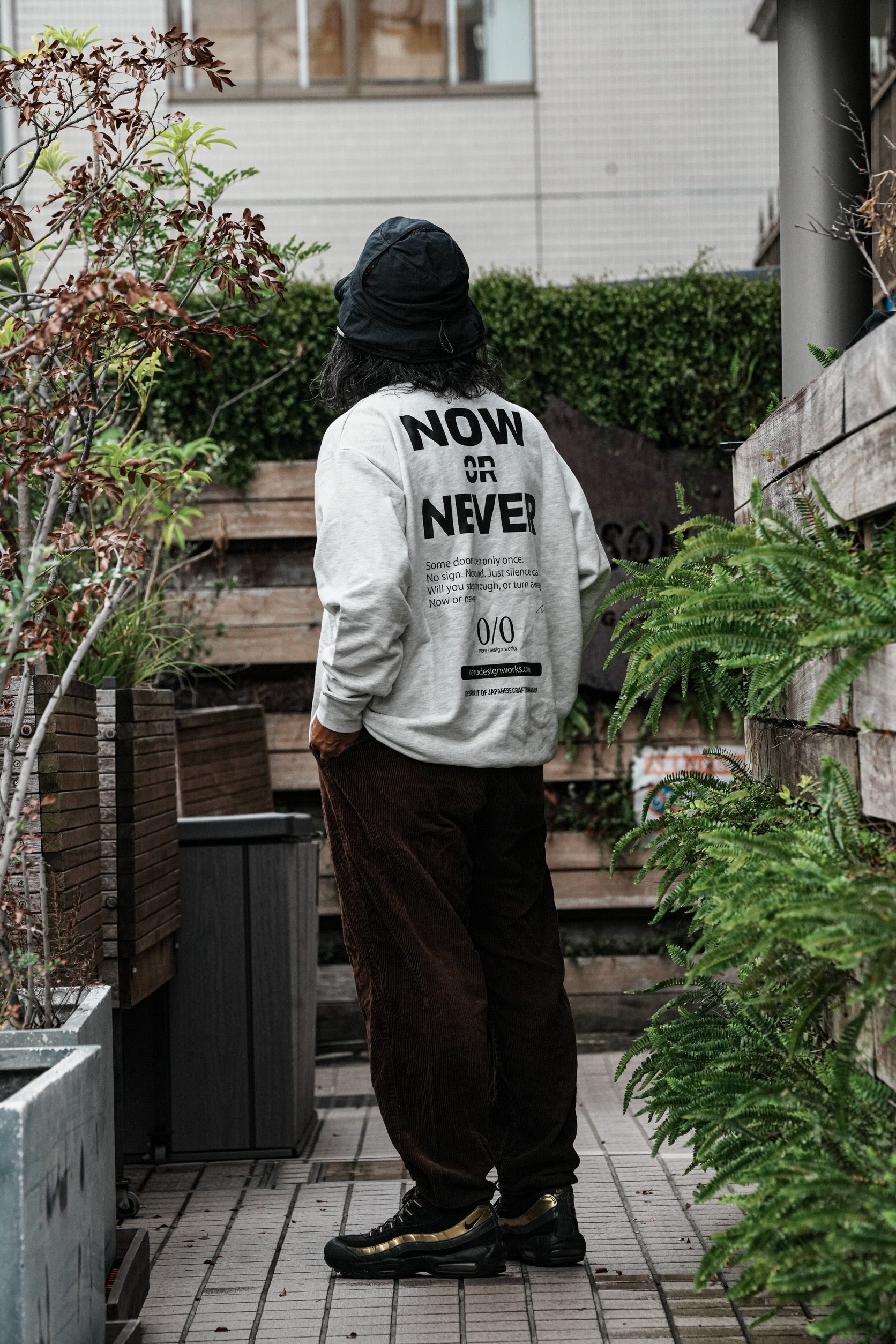 受注商品＞DRAW CODE SWEATSHIRT 