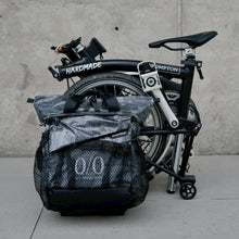 画像をギャラリービューアに読み込む, neru design works × HARDMADE® BROMPTONフロントバッグ