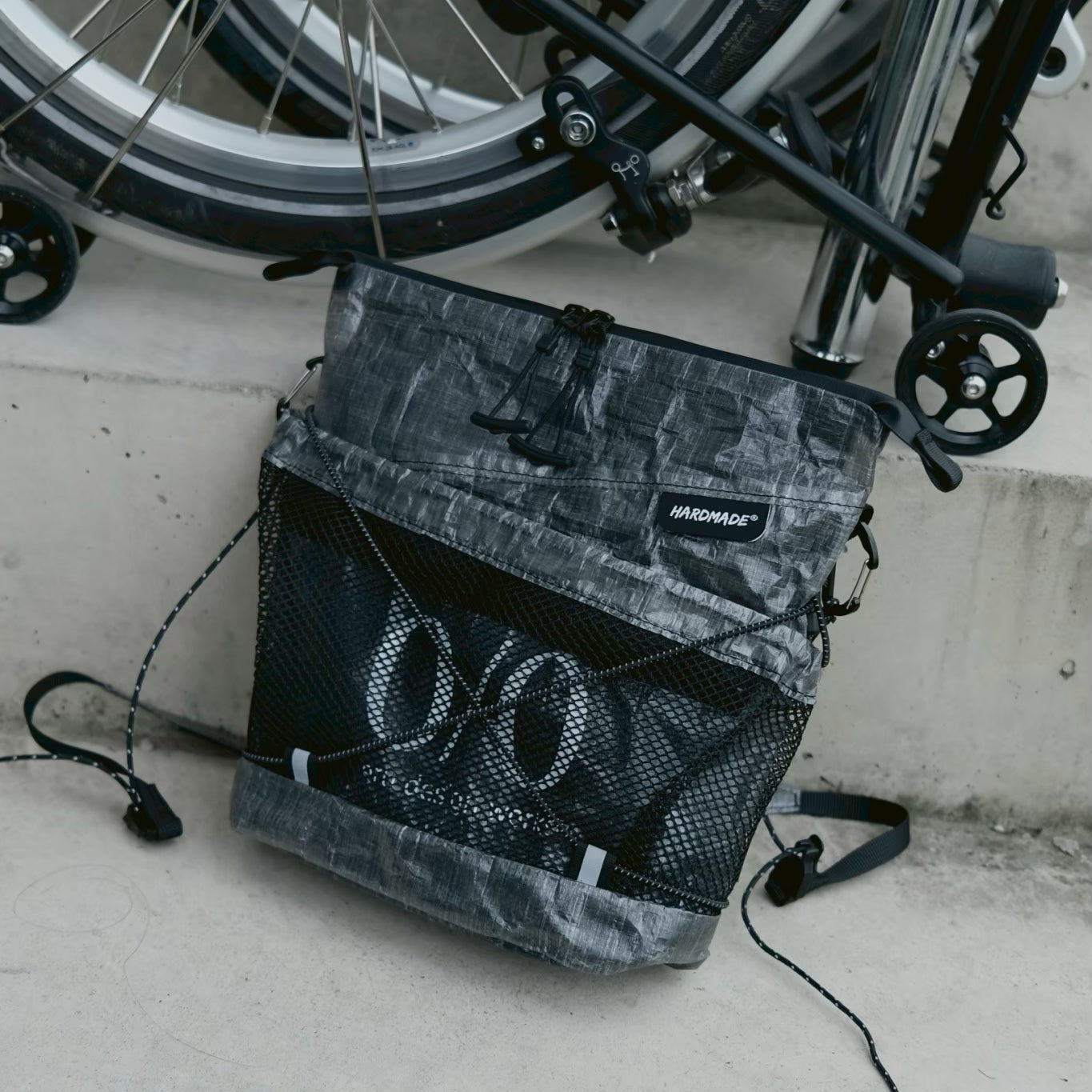 neru design works × HARDMADE® DCFコラボサコッシュ – LOG