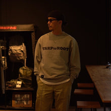 画像をギャラリービューアに読み込む, PLAY UTILITY BACK POCKET Logo Crewneck Sweat TARPtoTARP