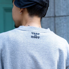画像をギャラリービューアに読み込む, PLAY UTILITY BACK POCKET Logo Crewneck Sweat TARPtoTARP