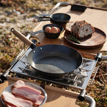 画像をギャラリービューアに読み込む, オーブンでも使える鉄フライパン 26cm(スタンド付き)
