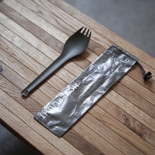 画像をギャラリービューアに読み込む, HOVERLIGHT SPORK Gray ダイニーマケース付き(黒)