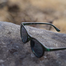 画像をギャラリービューアに読み込む, OWL MILS E-OM-002 LOG Ver. クリアグリーン