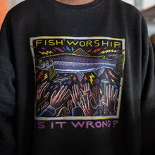 画像をギャラリービューアに読み込む, RAYTROLL Fish Worship Sweatshirt
