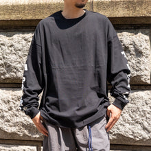 画像をギャラリービューアに読み込む, TARP to TARP / Long Sleeve logo T
