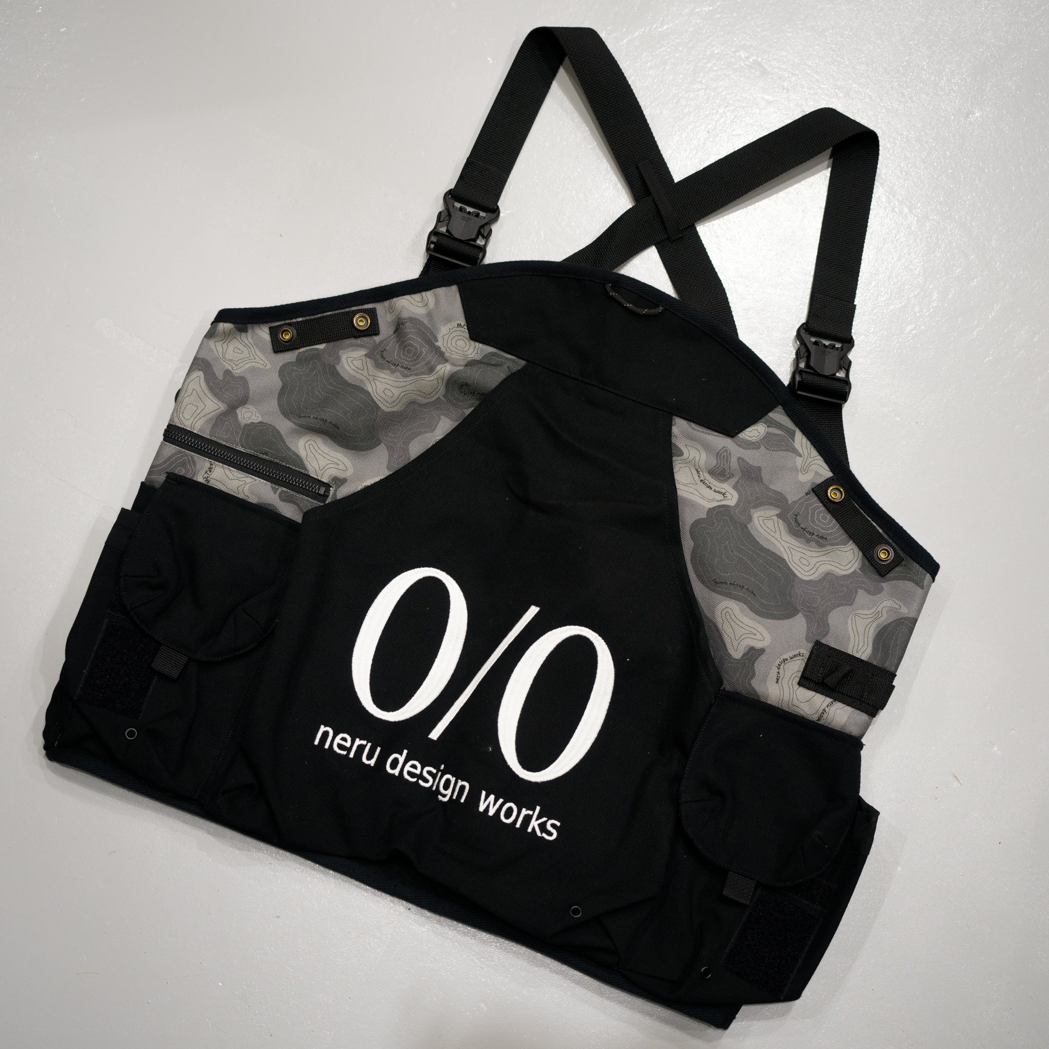 neru design works フード付きベスト neru design works フード付きベスト UNISEX) ナイロンフード