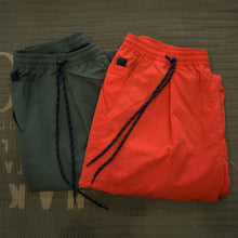 画像をギャラリービューアに読み込む, ナイロンパンツ2025ver
