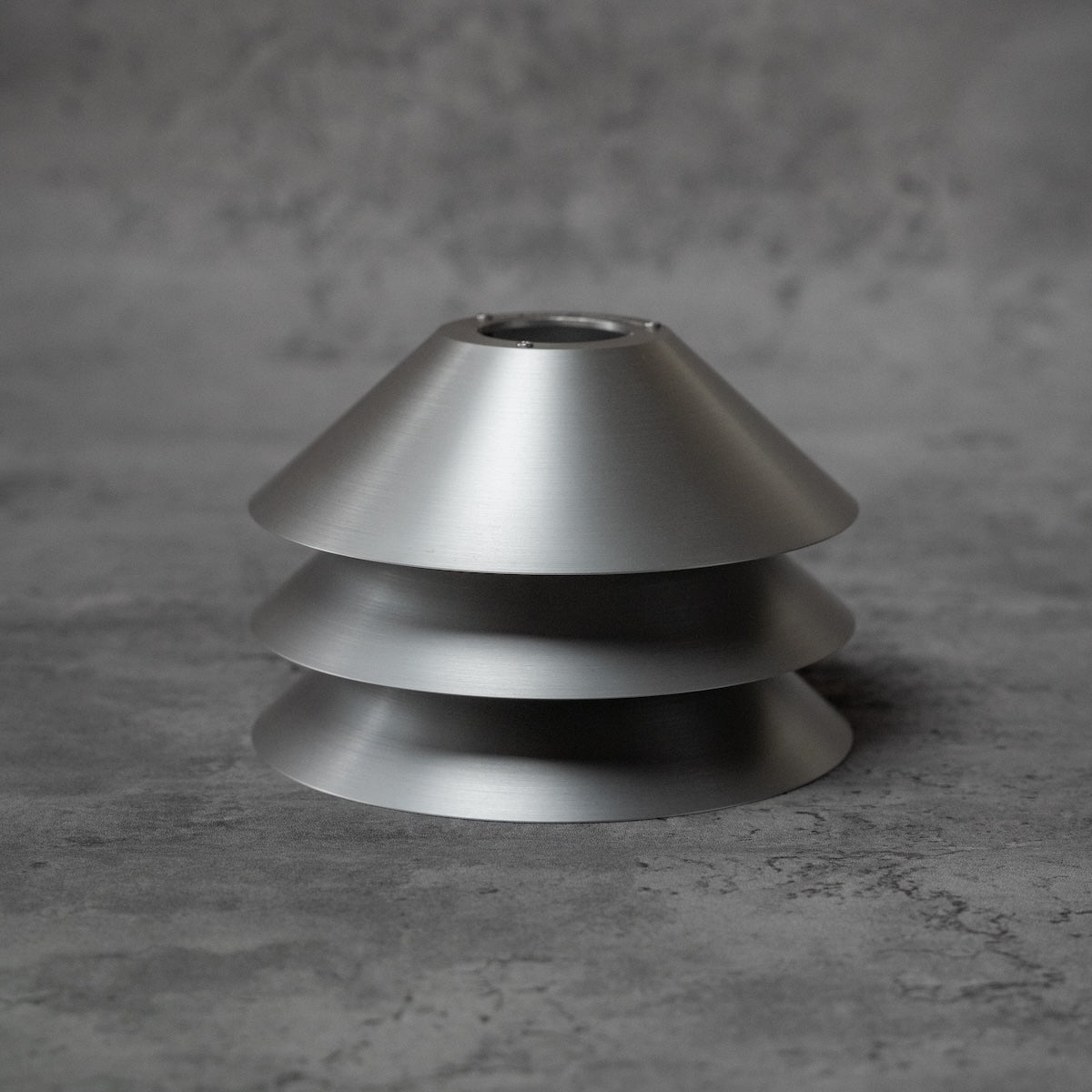 ROVE TROUPE MINUET LAMP – LOG