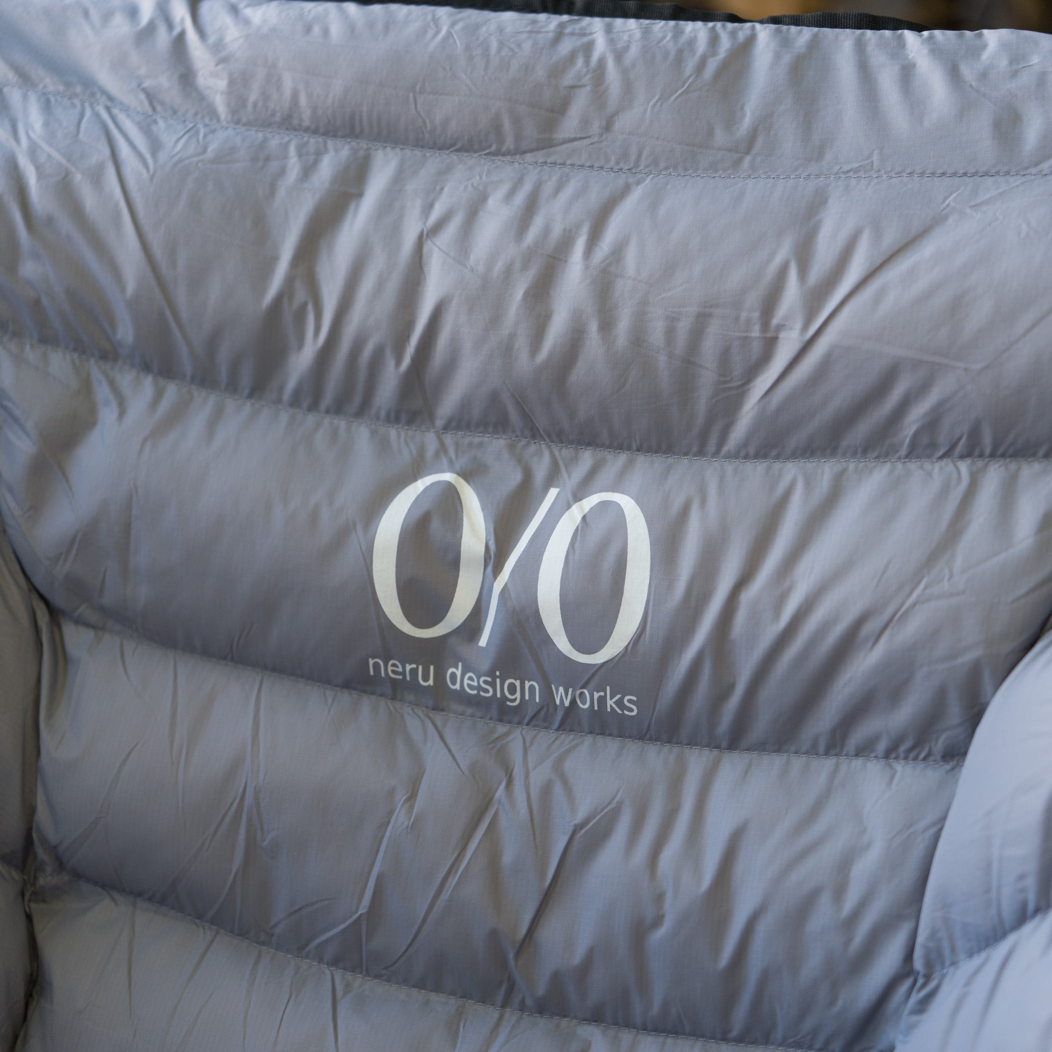 CHAIR JACKET Chair One (re) ver – LOG