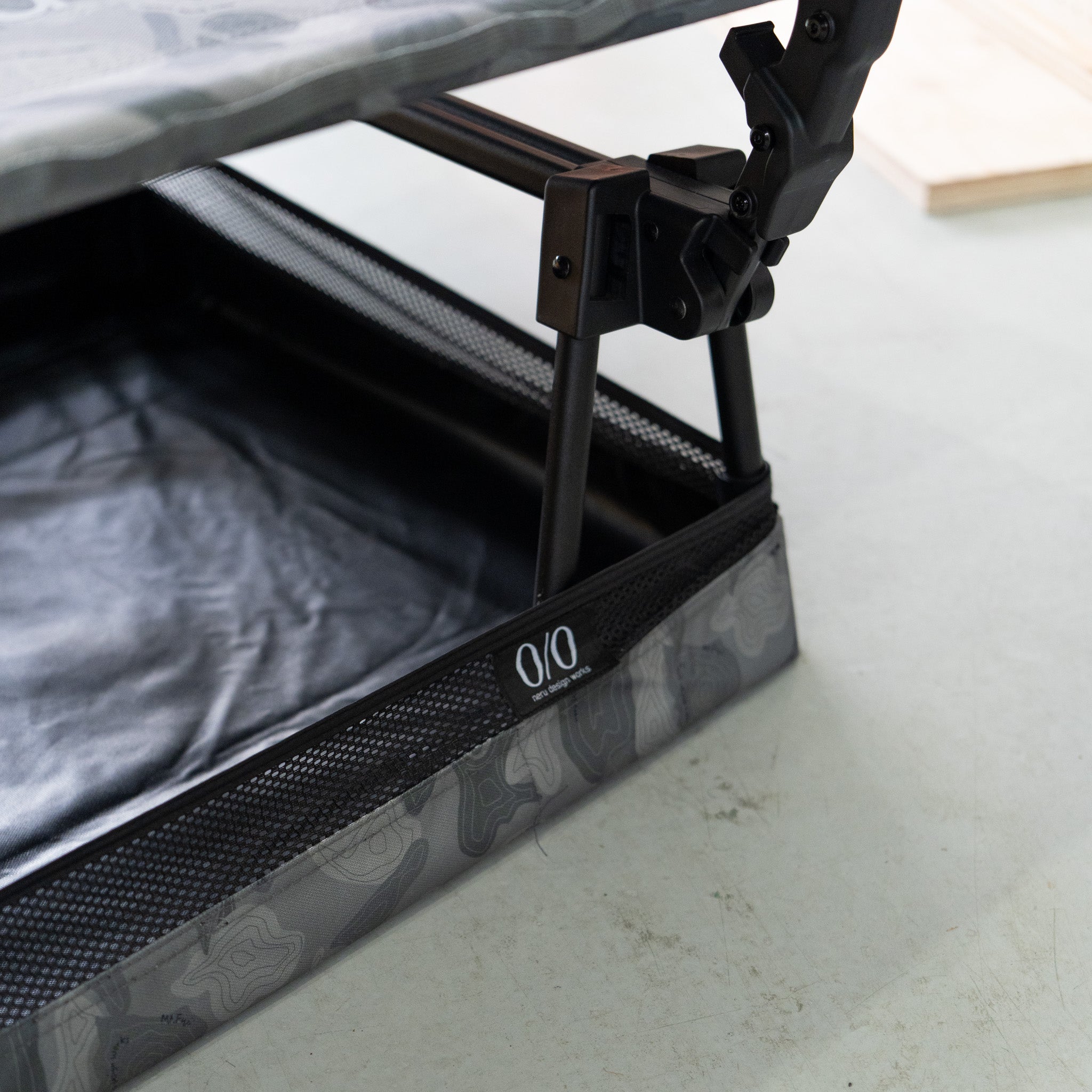 neru cot groundsheet – LOG