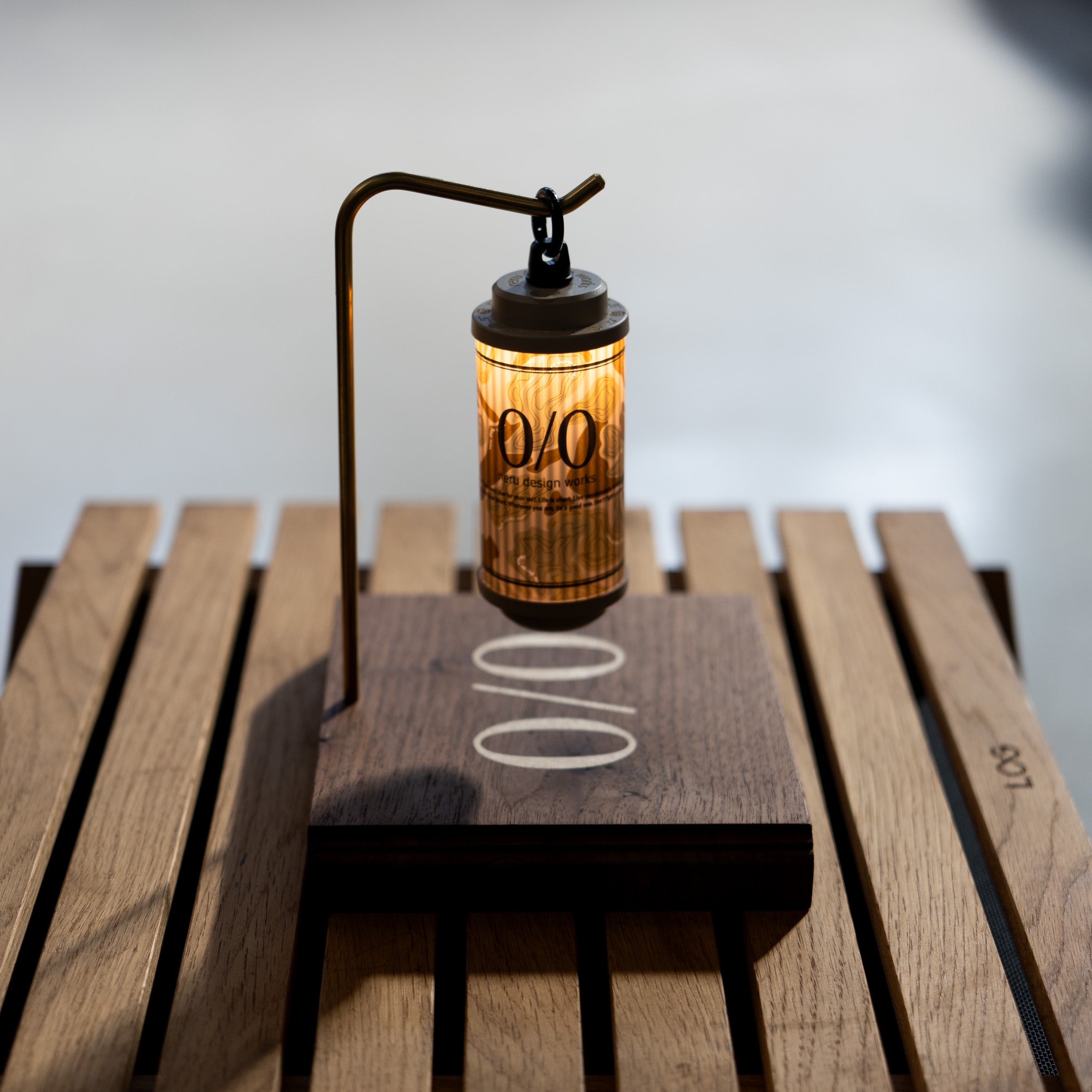 J Unique Wood × nerudesignworks j unique wood × neru design worksランタンスタンド – LOG