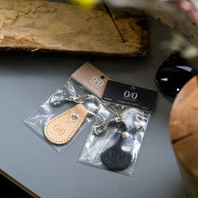 画像をギャラリービューアに読み込む, neru design works Leather keychain

