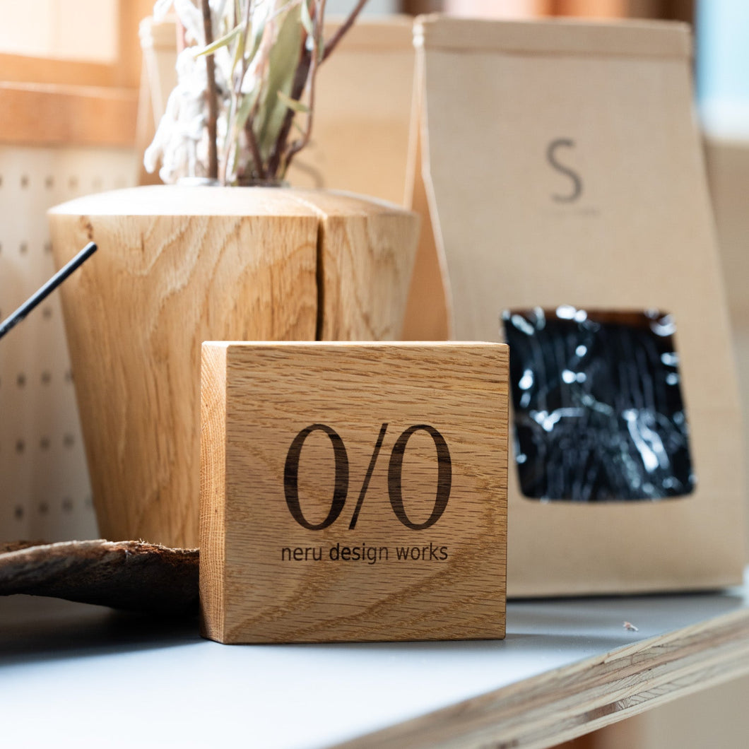 neru design worksミニ看板 – LOG
