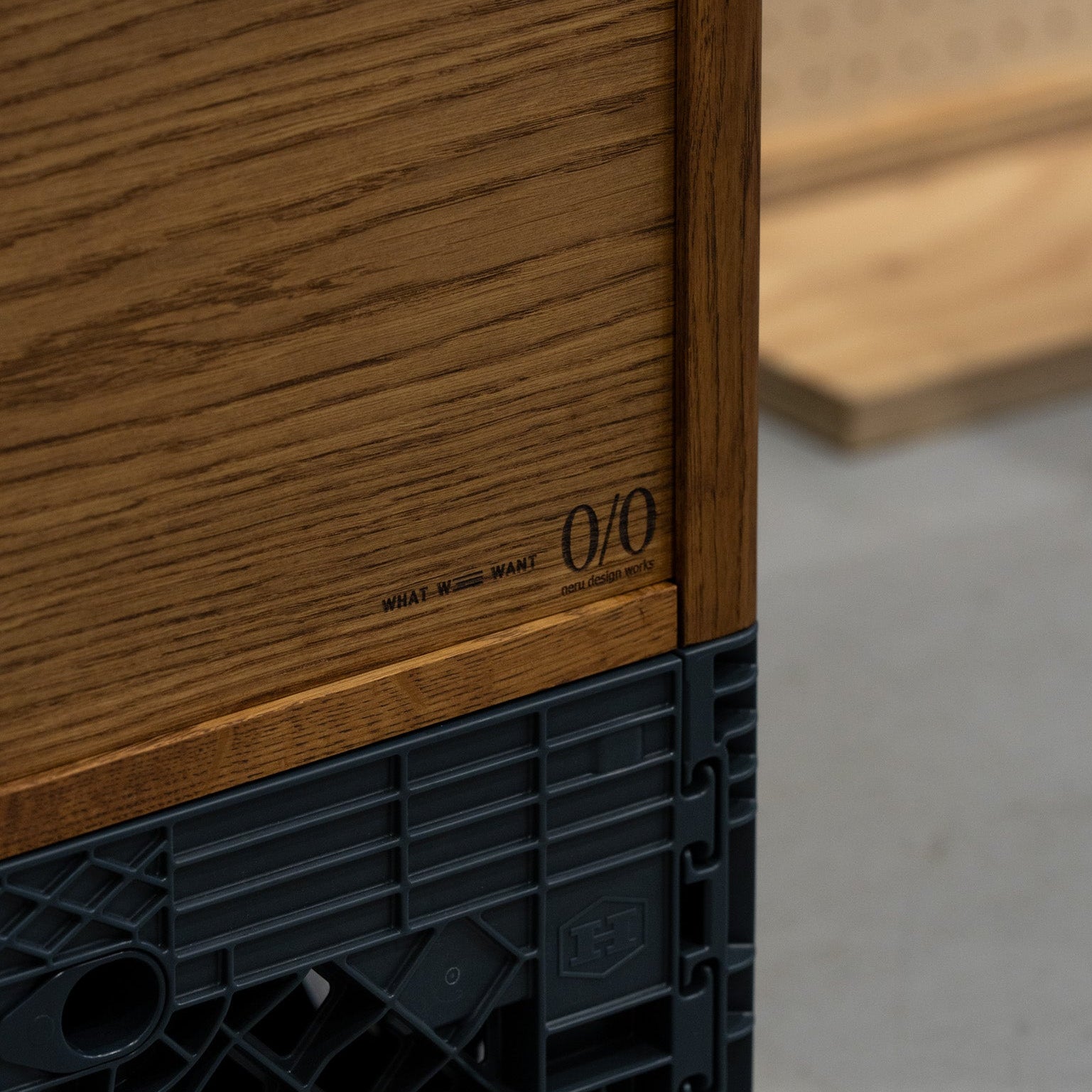 MOKU BOX – LOG