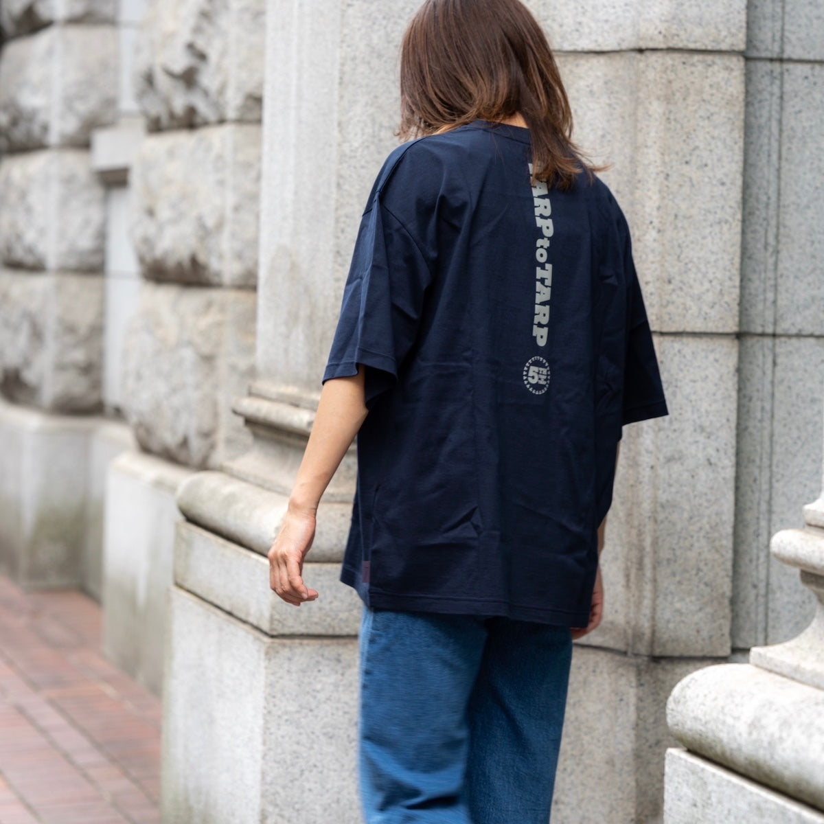 koti BEAUTY&YOUTH x TARPtoTARPのWネームTシャツ – LOG