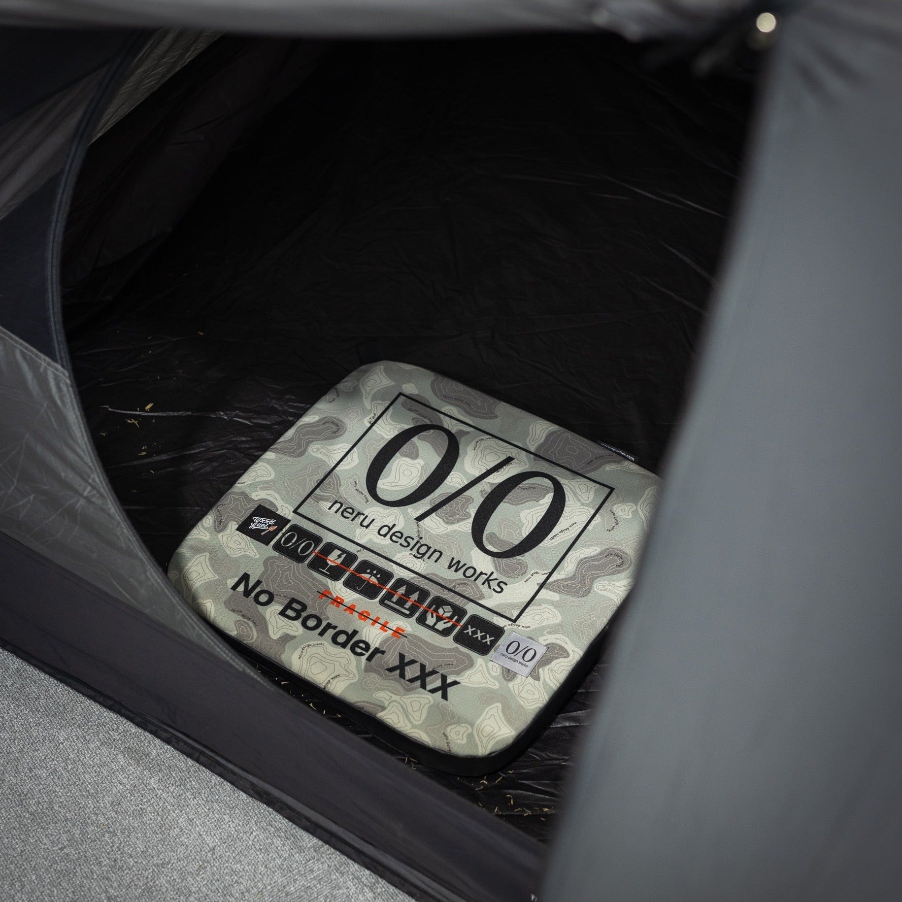 BOMBE MAT MINI NDW ver TOPOカモグレー – LOG