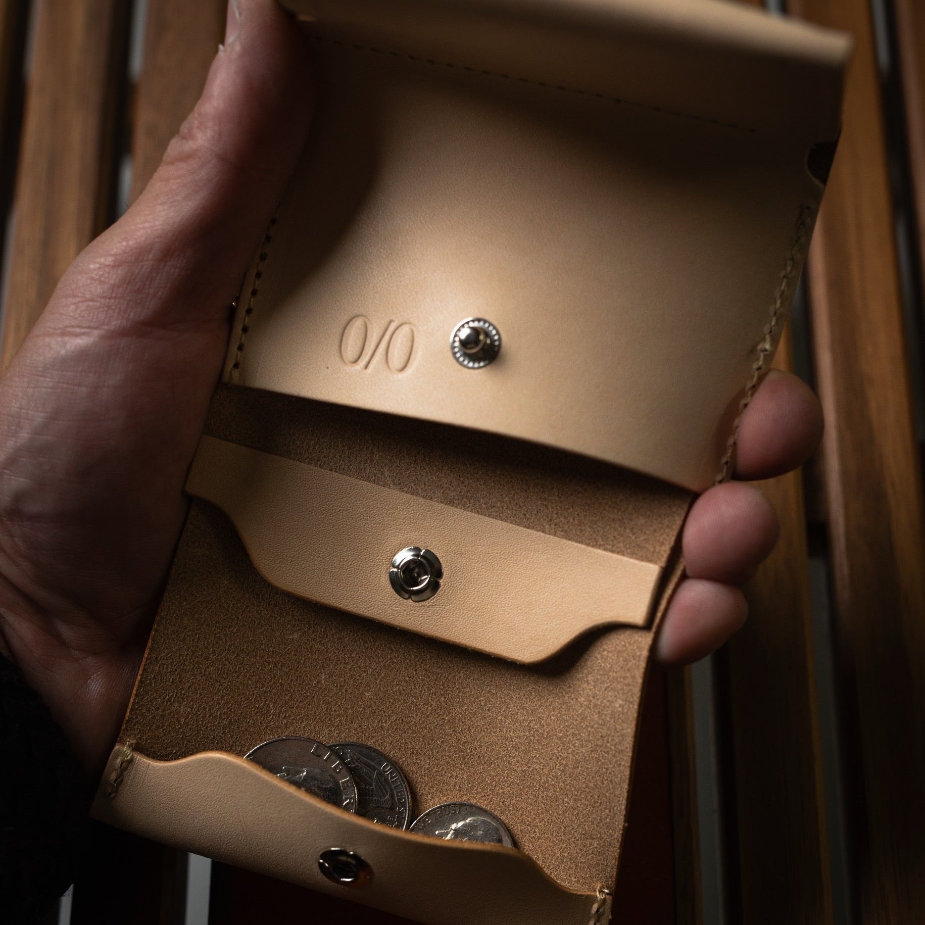 Leather mini wallet – LOG