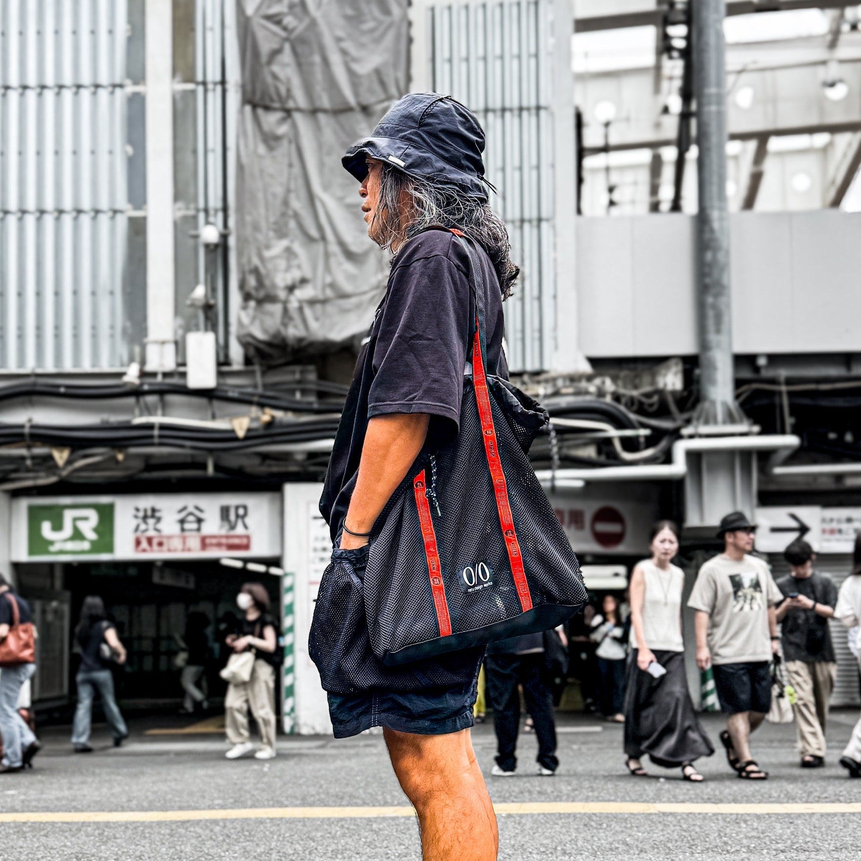 weekender × neru design works – LOG