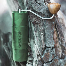 画像をギャラリービューアに読み込む, Comandante Trailmaster X25　Forest
