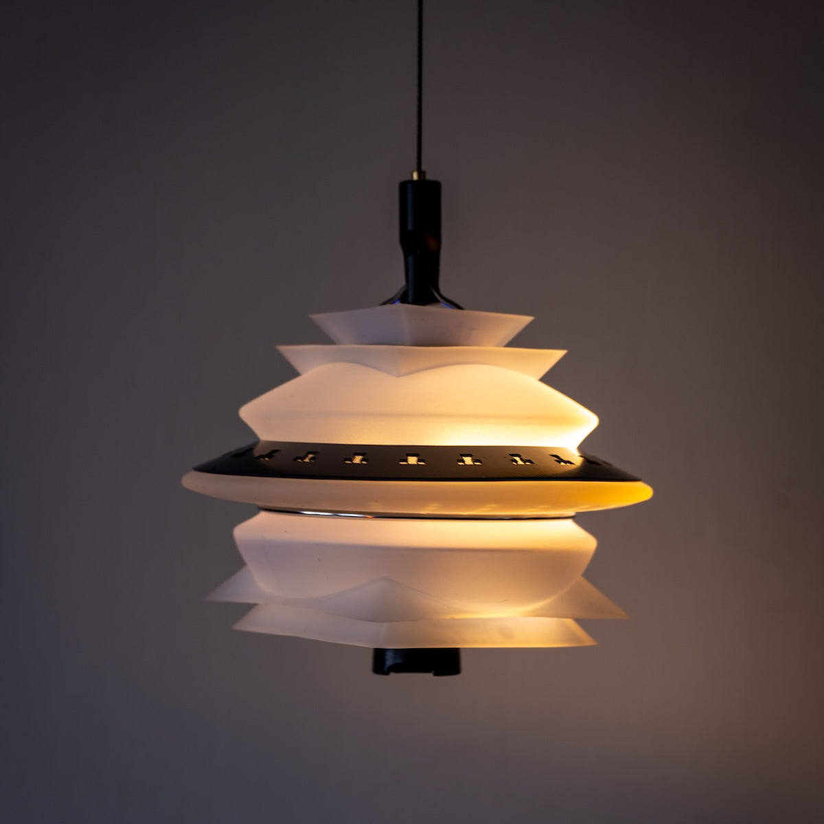 抽選販売】Valo shade / sunrise ‑ T circle black – LOG