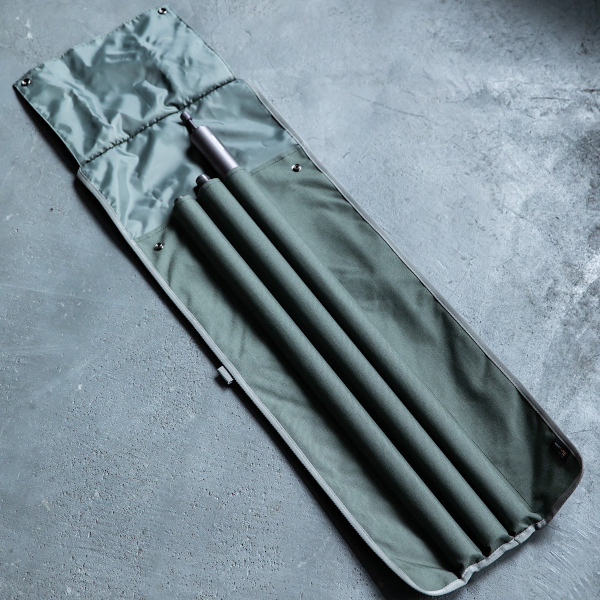 新品未使用　TARPtoTARP TARP POLE 2本 新品未使用 TARPtoTARP TARP POLE 2本 - メルカリ