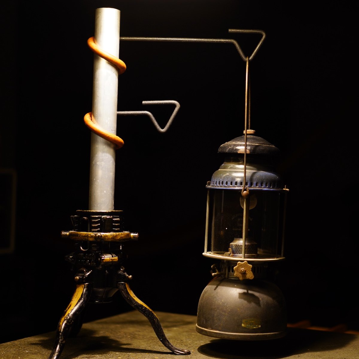neru design works kakeru Long ランタンハンガー kakeru Long（ブラック） – LOG